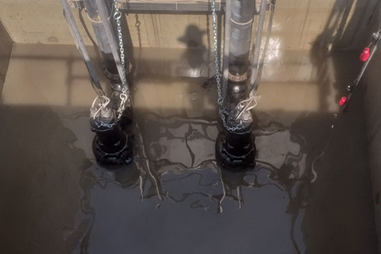 he-thong-bom-chim-nuoc-thai