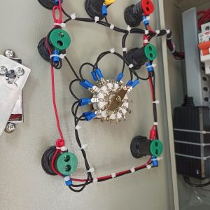 tu_dieu_khien_tu_xa_1_bom_4_van_tu_qua_dien_thoai_3