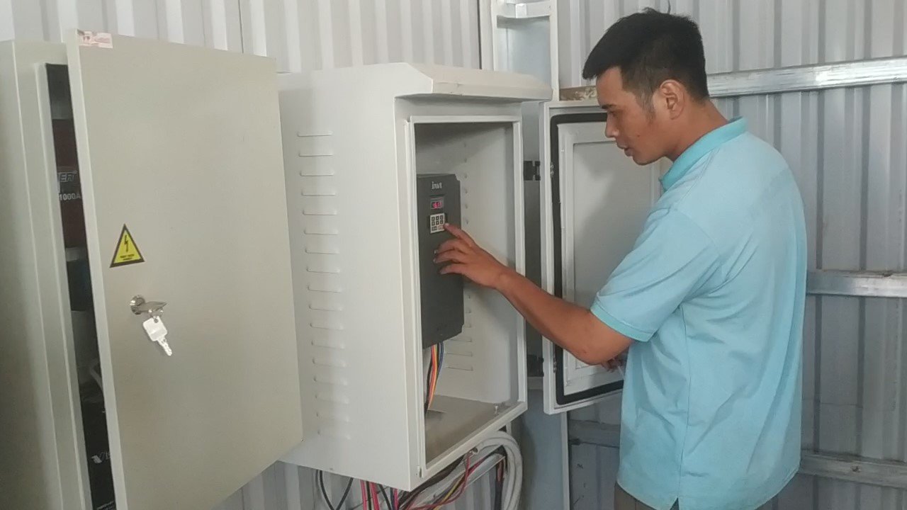 bien-tan-bom-nang-luong-mat-troi-invt-15kw-380v